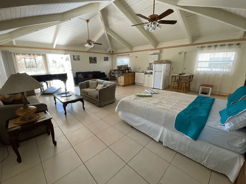 Pina Villa — Cathedral Ceiling